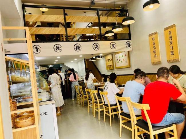 从选址到推广：麻辣烫加盟的关键步骤